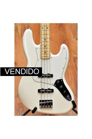 Fender Standard Jazz Bass Antique White Fender Standard Jazz Bass Antique White